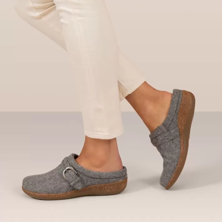 libby_comfort_clog_7-1.webp Fashion Aetrex Libby Comfort Clog