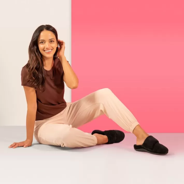 mandy_closed_toe_slipper_6-4.webp Cheap Aetrex Mandy Closed Toe Slipper